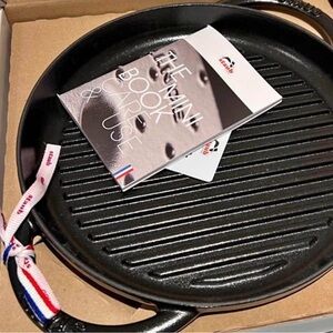 Staub Black Round Cast Iron Grill Pan